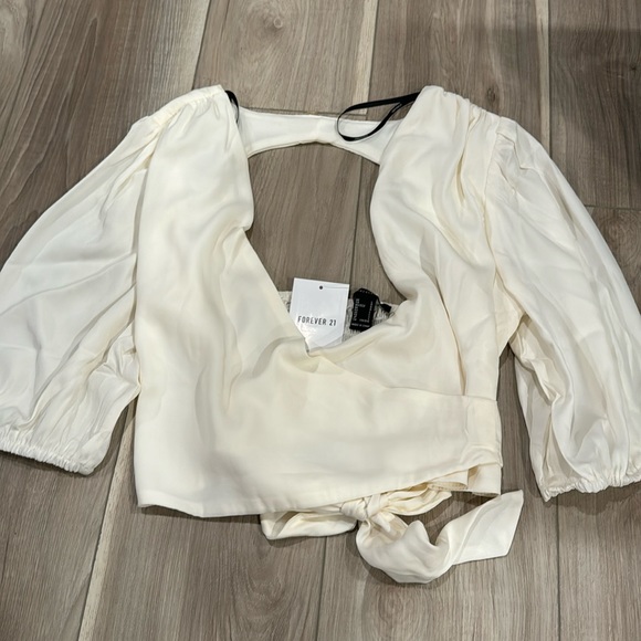 Top - Picture 3 of 7